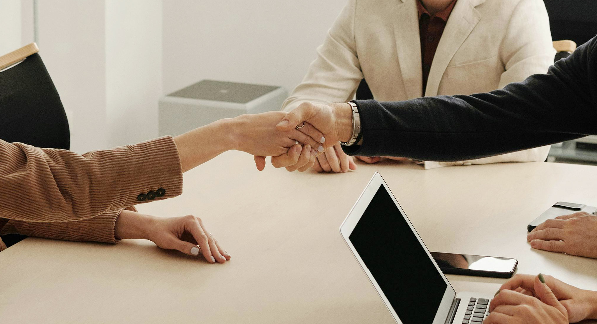 再赴杰達(dá)之約，共繪合作新篇——東南亞客戶(hù)再次蒞臨杰達(dá)審廠(chǎng)交流